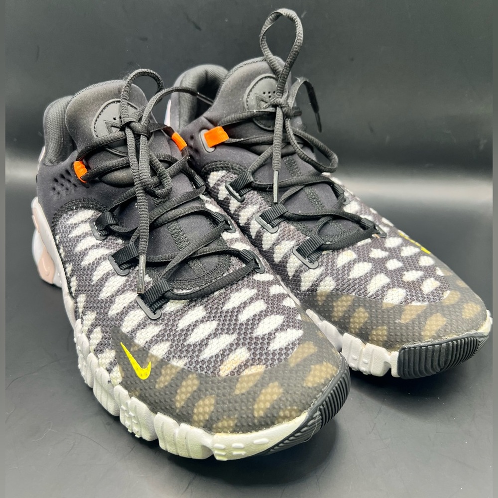 Nike Free Metcon 4 Black/Gray Sneakers, Mens size: 11.5